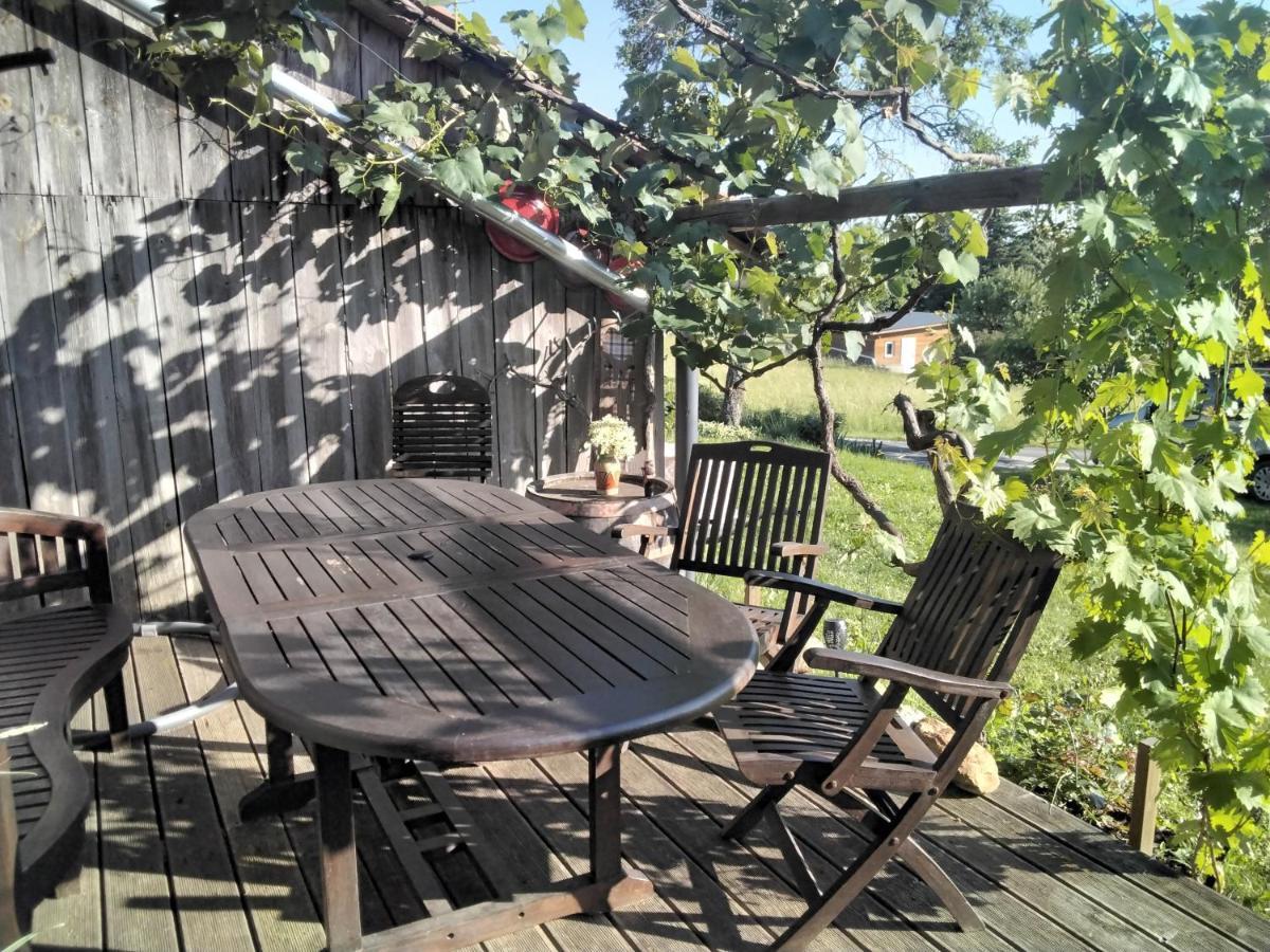 Gemuetlichkeit Am Vierkanthof - Apartment 2 Vörthegy Kültér fotó