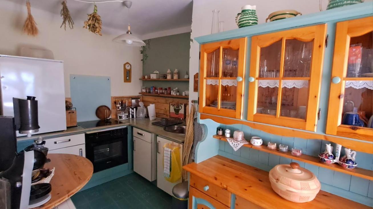 Gemuetlichkeit Am Vierkanthof - Apartment 2 Vörthegy Kültér fotó